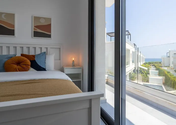 Villa Flora's 3-br Retreat & Private Pool In Protaras