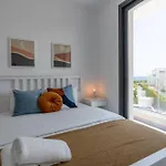 Flora's 3-br Retreat & Private Pool In Protaras *