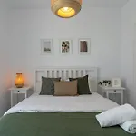 Villa Flora's 3-br Retreat & Private Pool In Protaras Paralimni