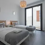 Flora's 3-br Retreat & Private Pool In Protaras Paralimni
