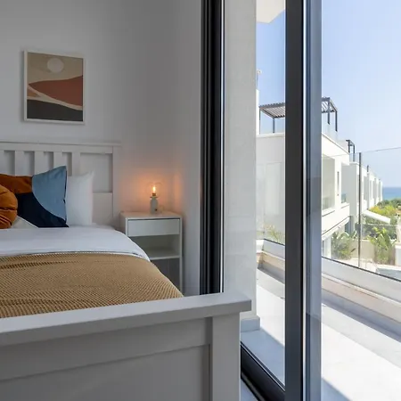 Вилла Flora's 3-br Retreat & Private Pool In Protaras