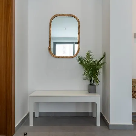 Flora's 3-br Retreat & Private Pool In Protaras * Паралимни