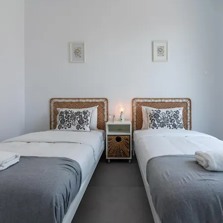 Flora's 3-br Retreat & Private Pool In Protaras * Паралимни