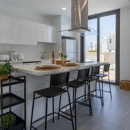 Вилла Flora's 3-br Retreat & Private Pool In Protaras *