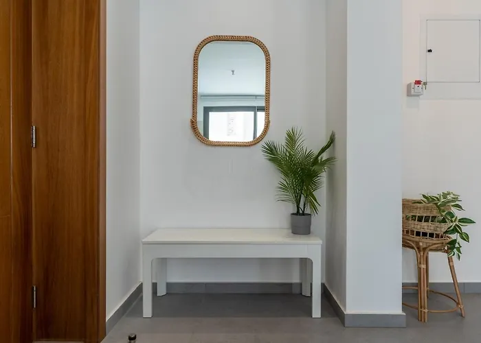 Flora's 3-br Retreat & Private Pool In Protaras * פאראלימני