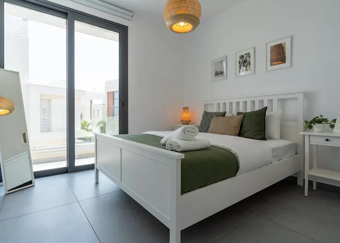 וילה Flora's 3-br Retreat & Private Pool In Protaras *