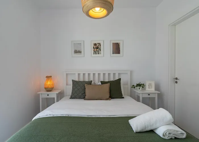 Vila Flora's 3-br Retreat & Private Pool In Protaras Paralimni